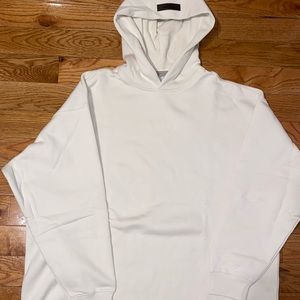 Mens Essentials Fear of God Hoodie Pullover NWT Large Long Sleeve Eggshell
